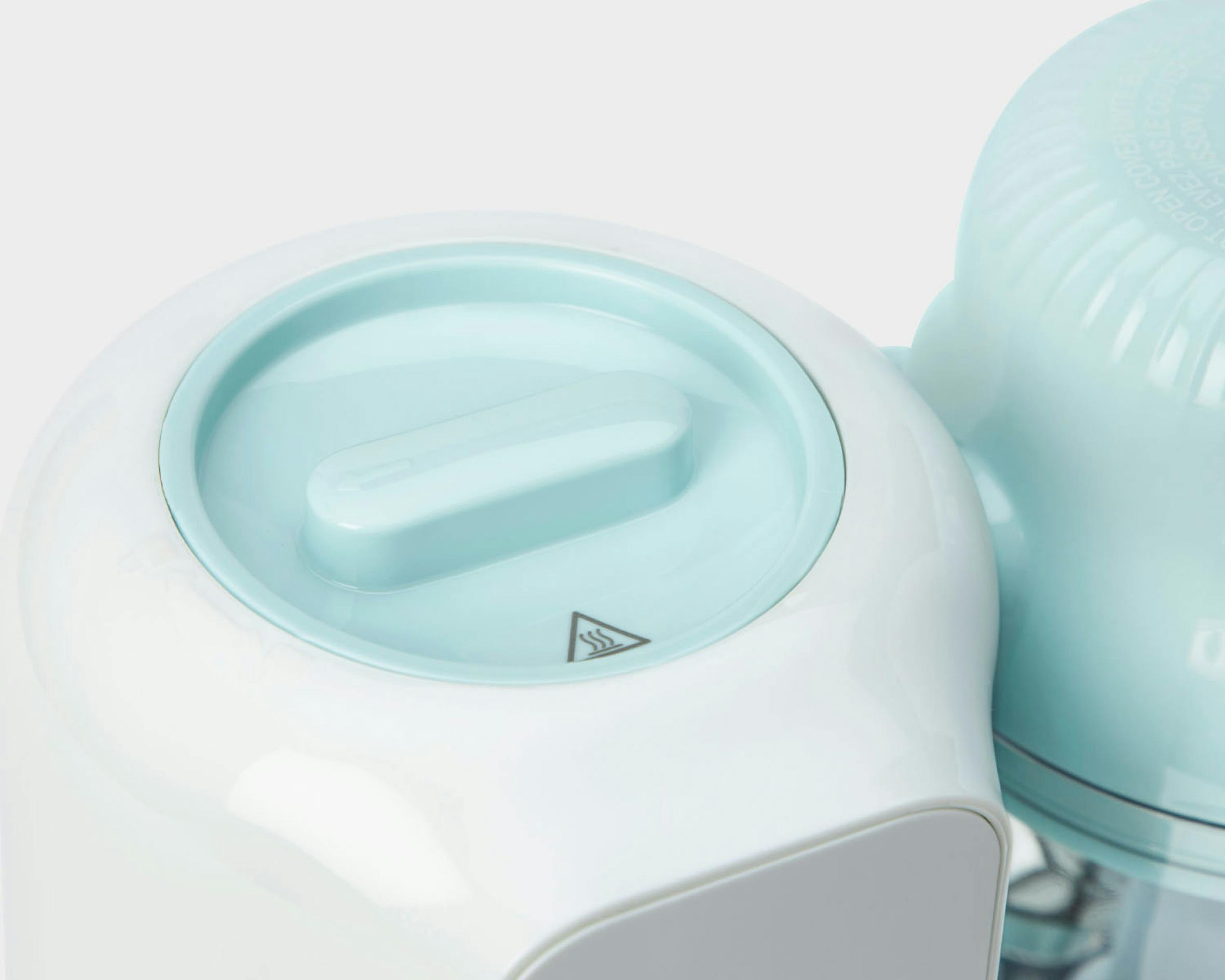 Close up of the water lid of the baby steam and blend on a white background