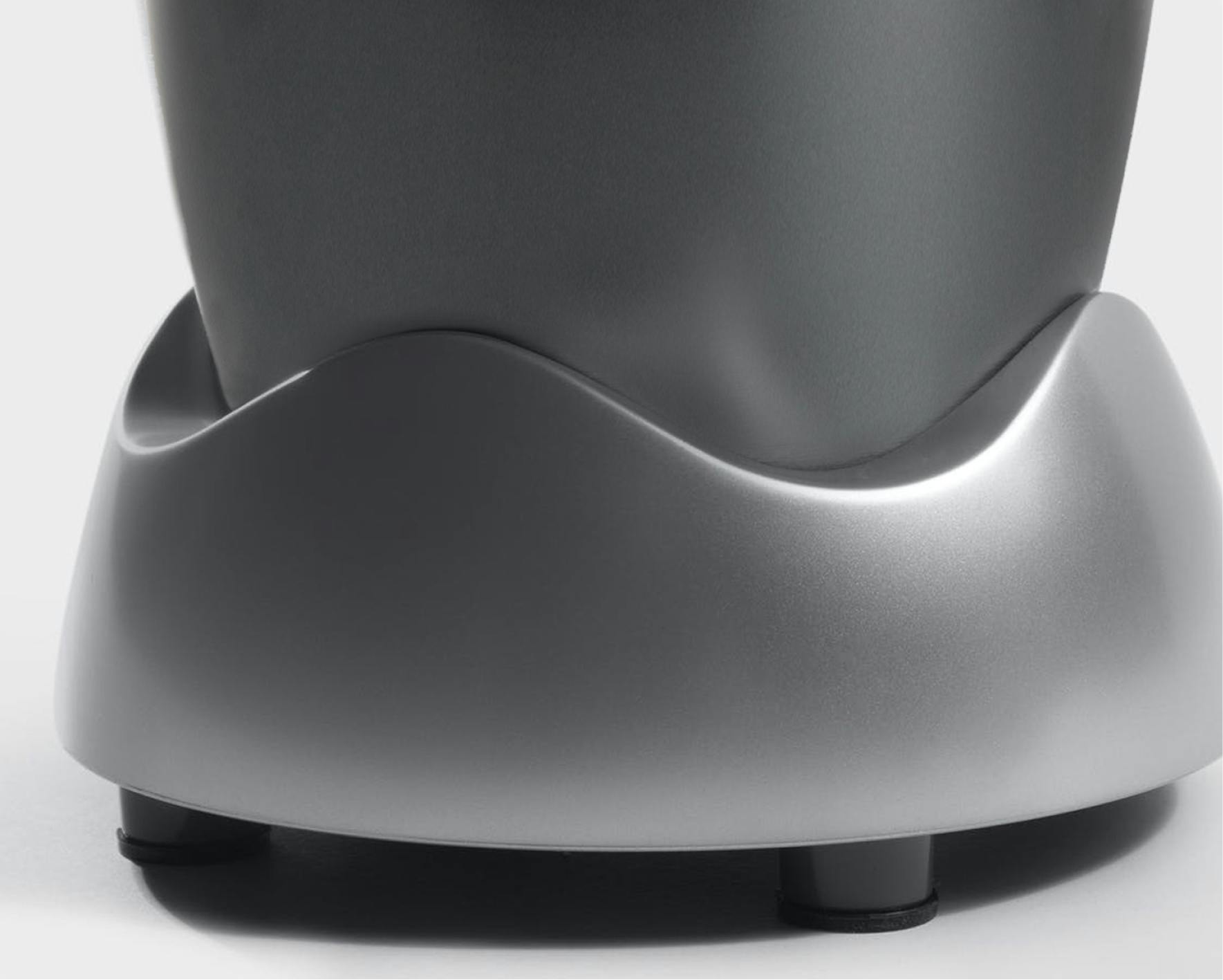 NutriBullet original closeup 600 watt motor base.